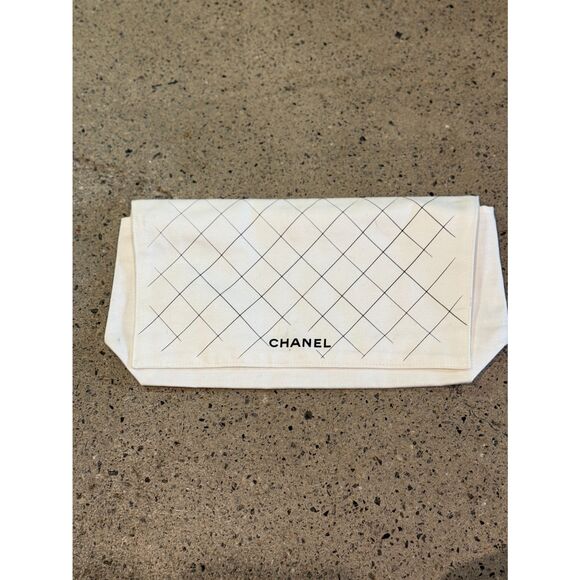 Chanel White Dust Bag – 14x7 – Authentic Cotton Logo Storage Pouch - Picture 6 of 10